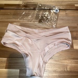 vertical beast pole dance / swim bottoms